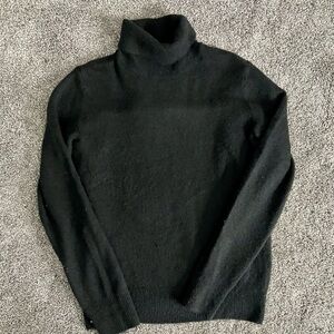 H&M Classic Black Turtleneck Sweater